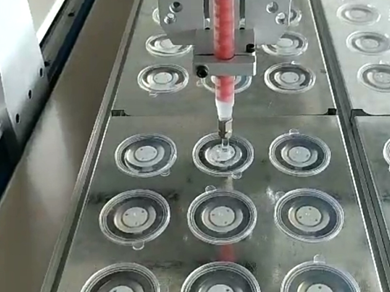 PU吸盤真空灌膠機(jī)（滴膠機(jī)）視頻
